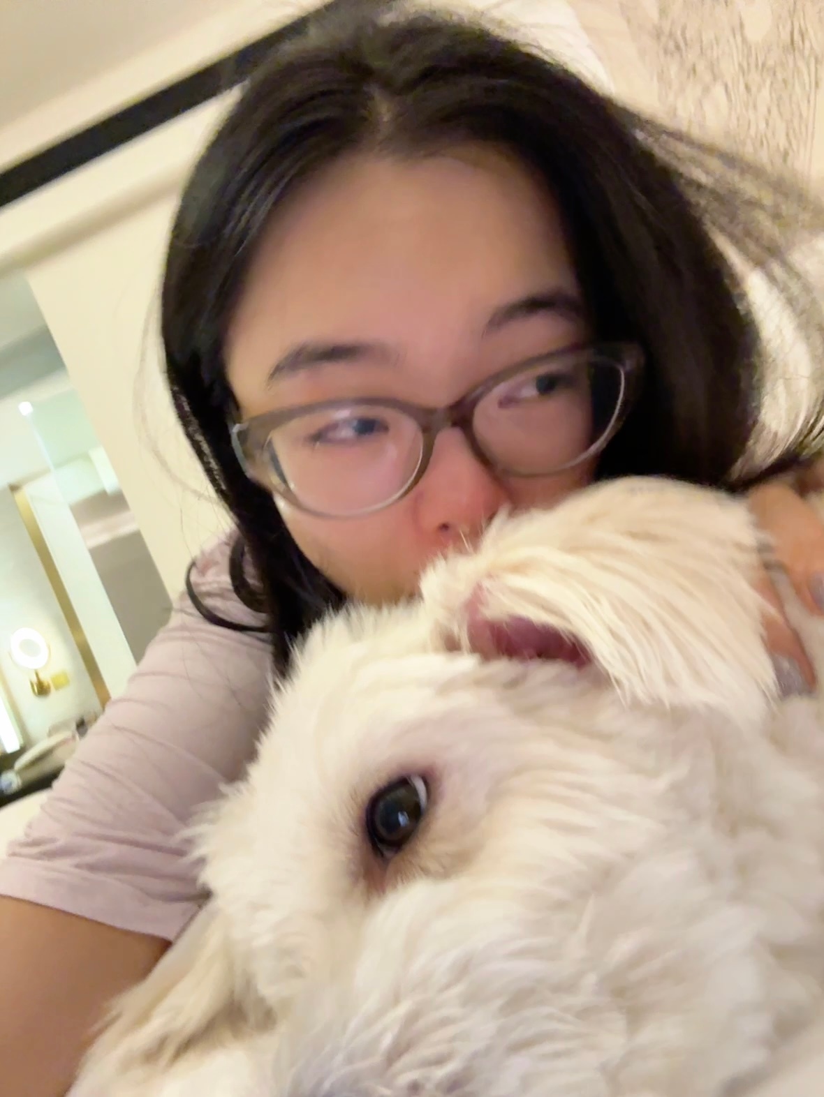 晚上刷到了揭阳旺旺事件，整个人哭得好难受。可以不爱，但是为什么要虐杀呢，恶人有恶