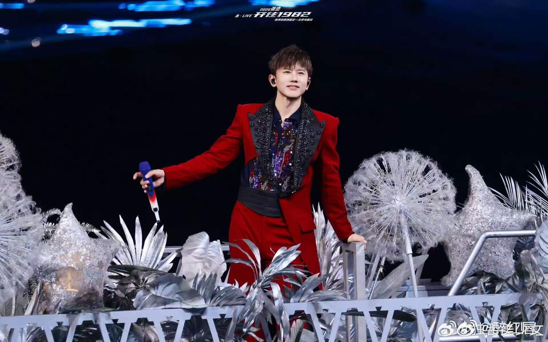 张杰鸟巢连开16场没有任何顾虑 24天16场鸟巢演唱会，他说没有任何顾虑，我们听