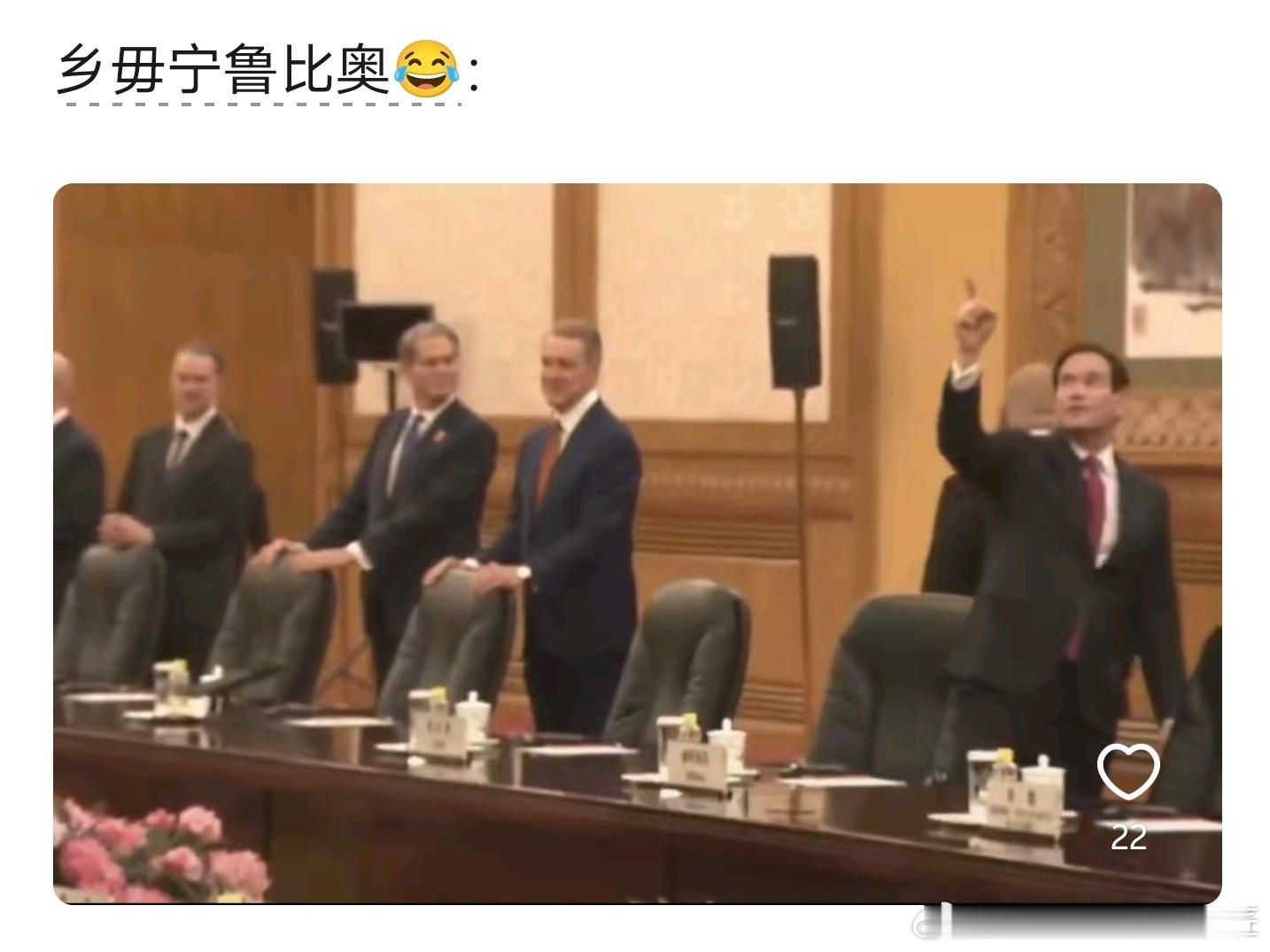 回头技术路线之争上，6座增程的满员出行场景的行李储物问题到目前阶段确实也无解自然
