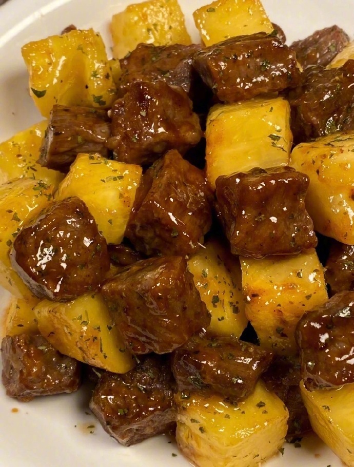 美味的菠萝牛肉这样做真的巨巨巨好吃！ ​​​