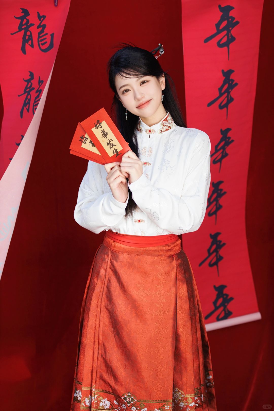 大年初一喜开颜