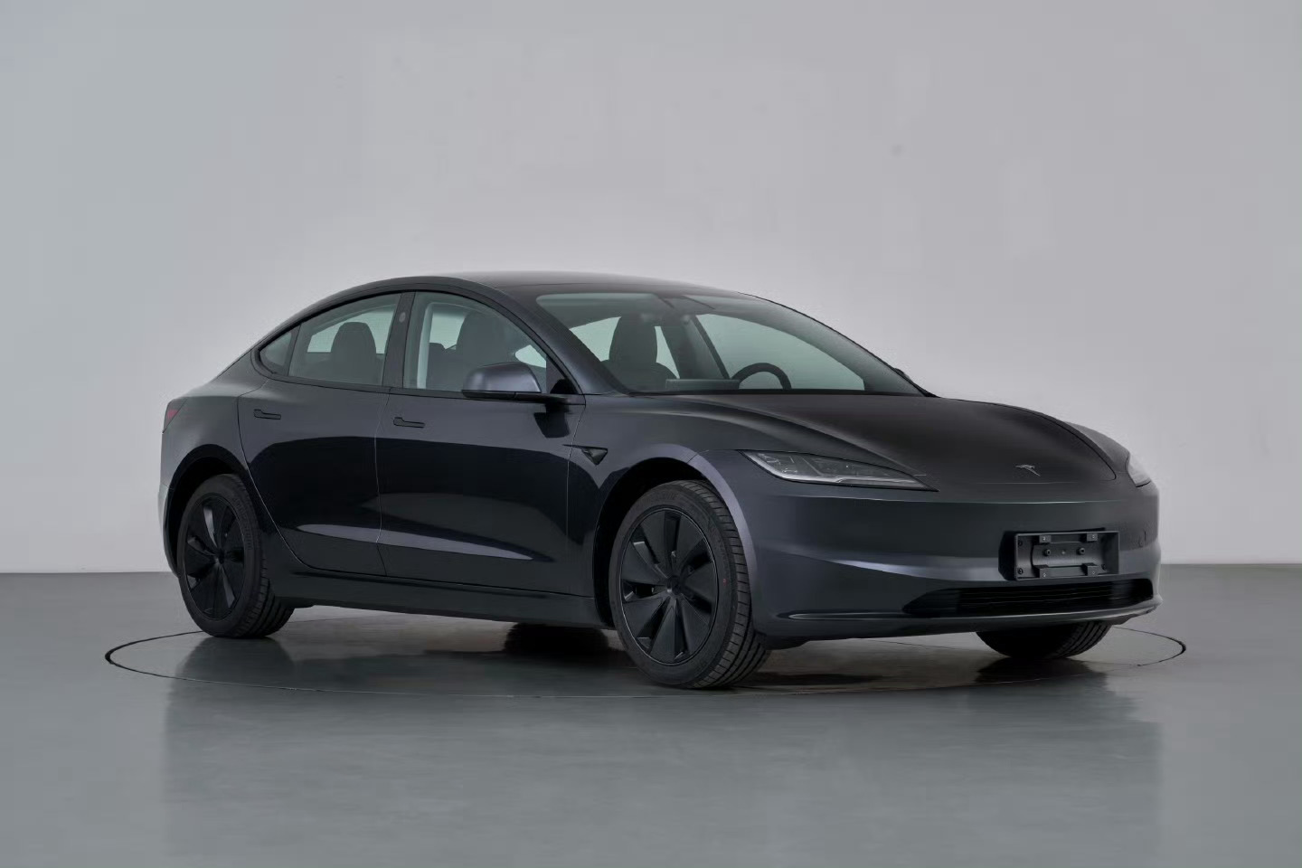 最长续航特斯拉登陆工信部特斯拉Model 3+的续航有830km400V架构被特