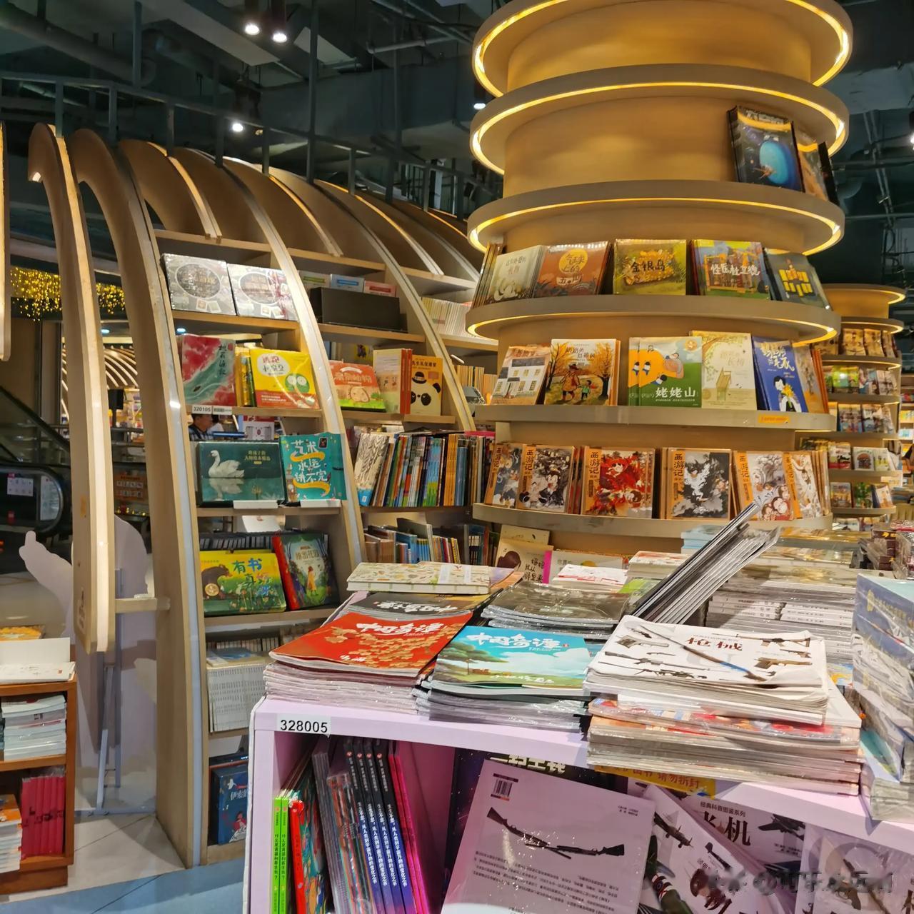  
读书与不读书

1️⃣
没必要太执着于纸质阅读
想读就尽快读
看书是为了享受