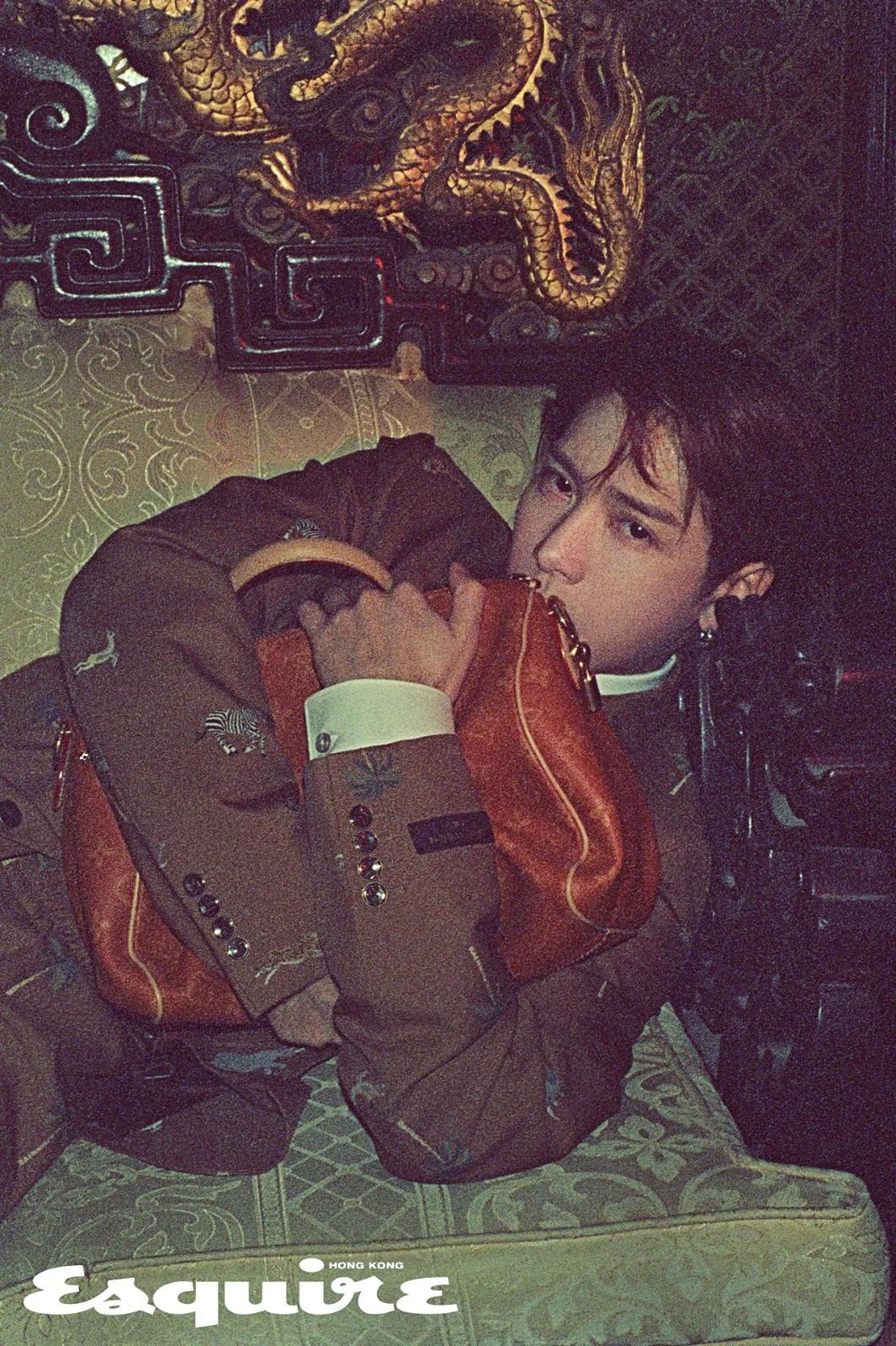 这一刻是我GGBond💥👅💦。好热 王嘉尔你往照片里加了什么🥵❤️‍🔥