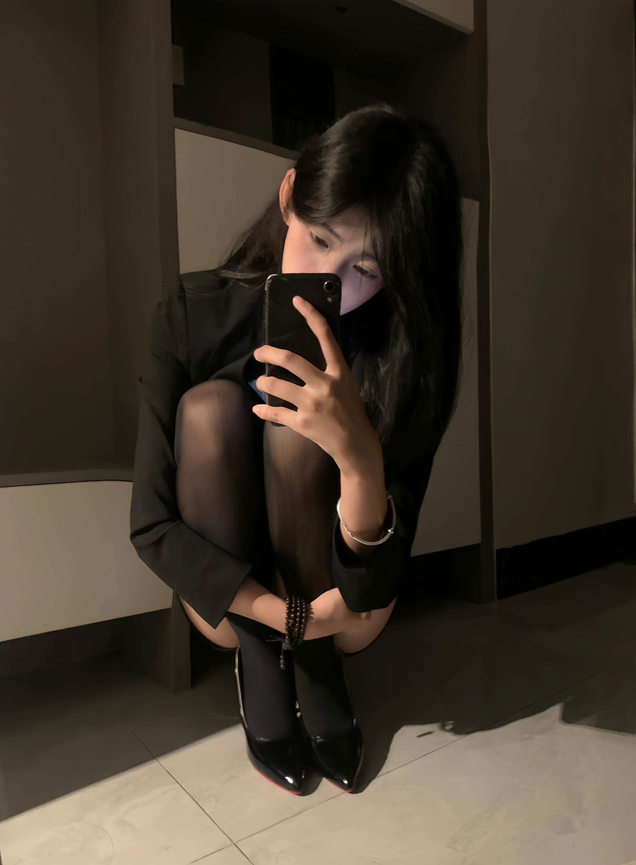 我说我很想你 你说总有一天会忘记