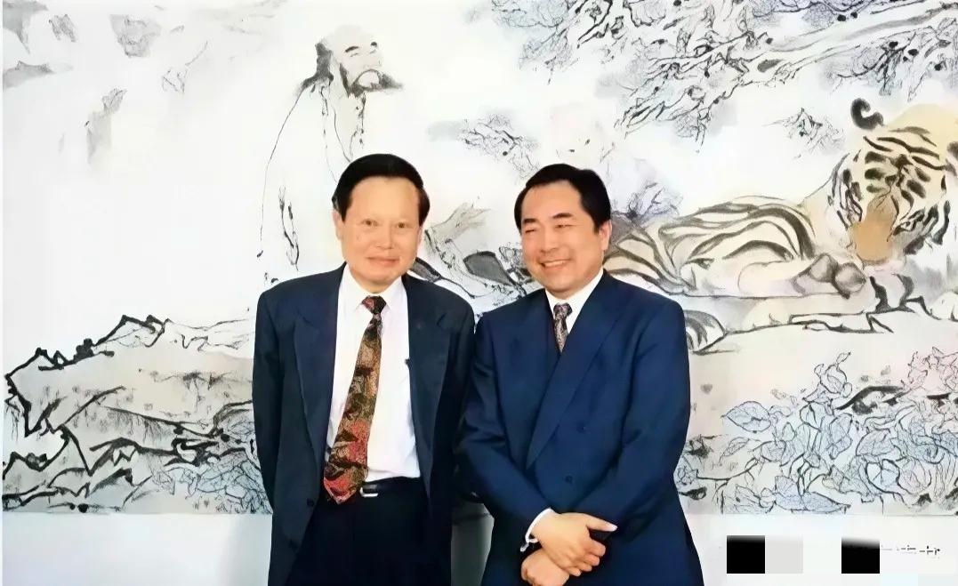 范曾问杨振宁“哥德巴赫猜想有啥用”，得到的回答太妙了——“像老鼠打洞，又深又窄，