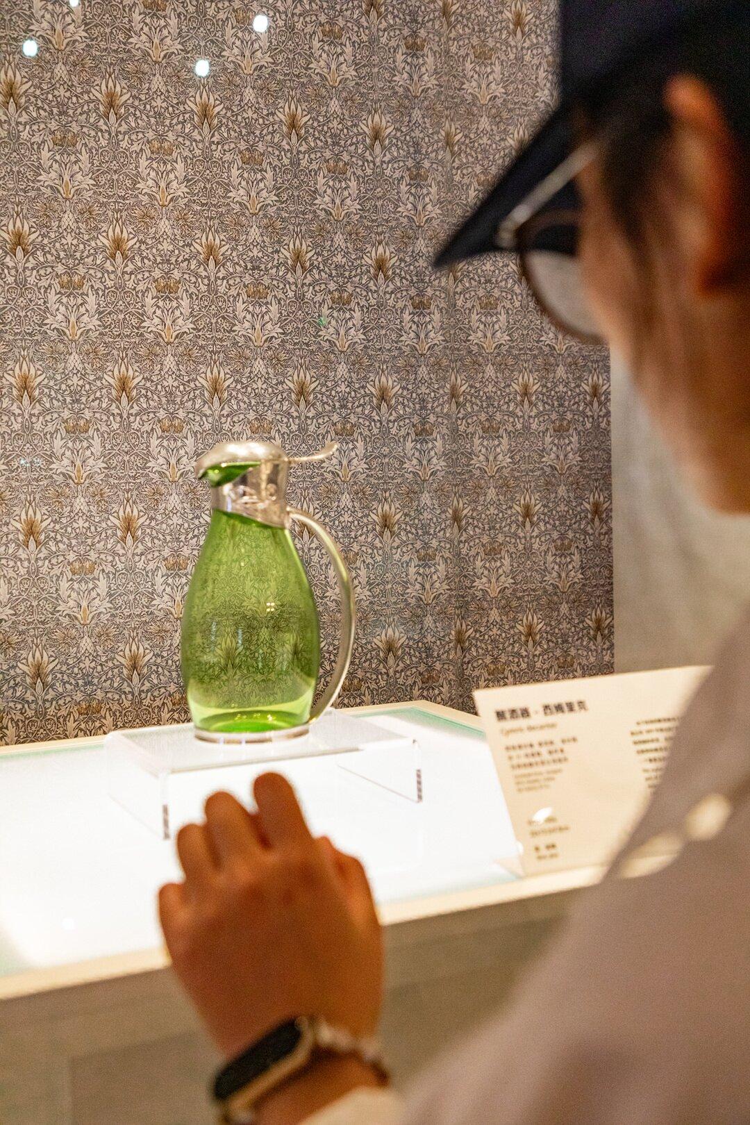 🌿 安徽省美术馆・威廉・莫里斯展｜必拍 5 大出片机位
1. 大厅「与自然共栖