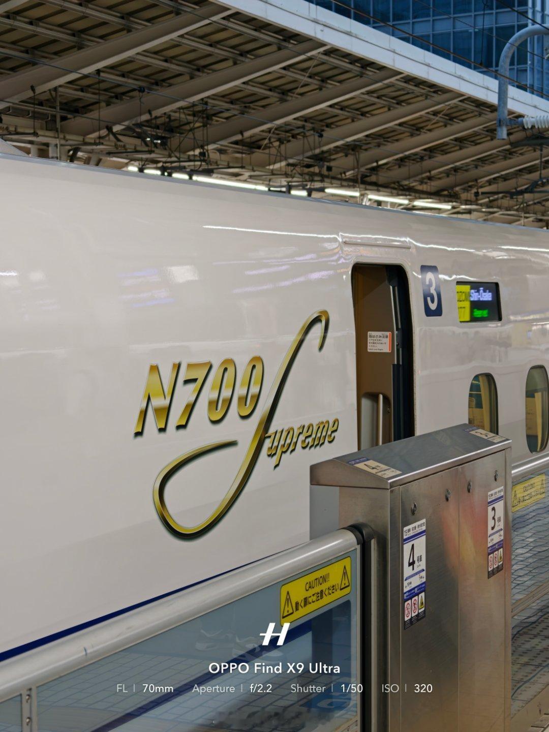 来坐新干线Nozomi，比国内高铁贵了好多从东京到京都，折合人民币600元+