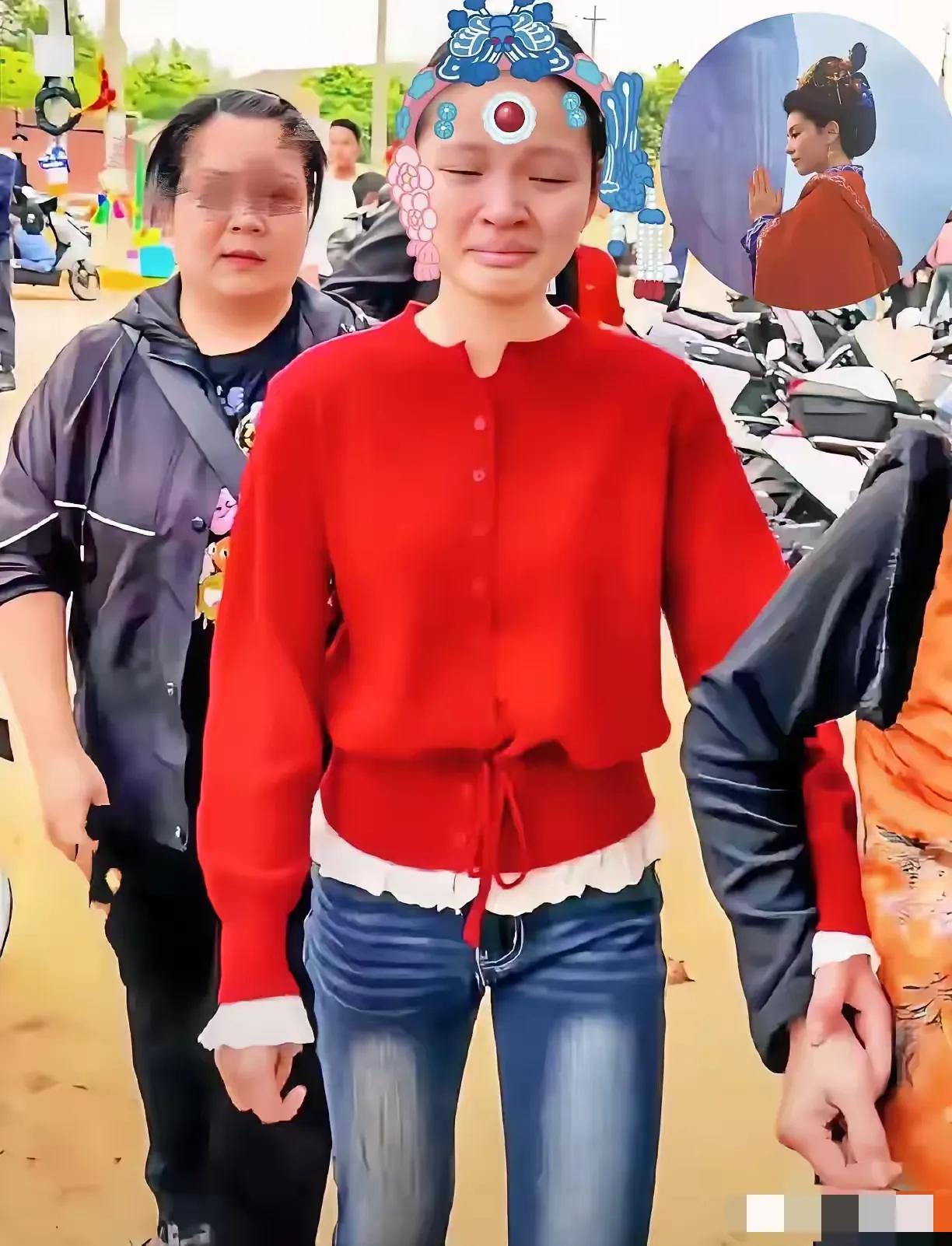 “小妈祖”闹脾气不想出巡了！
一个孩子，替这片土地守了十年的香火。今年想换人，结