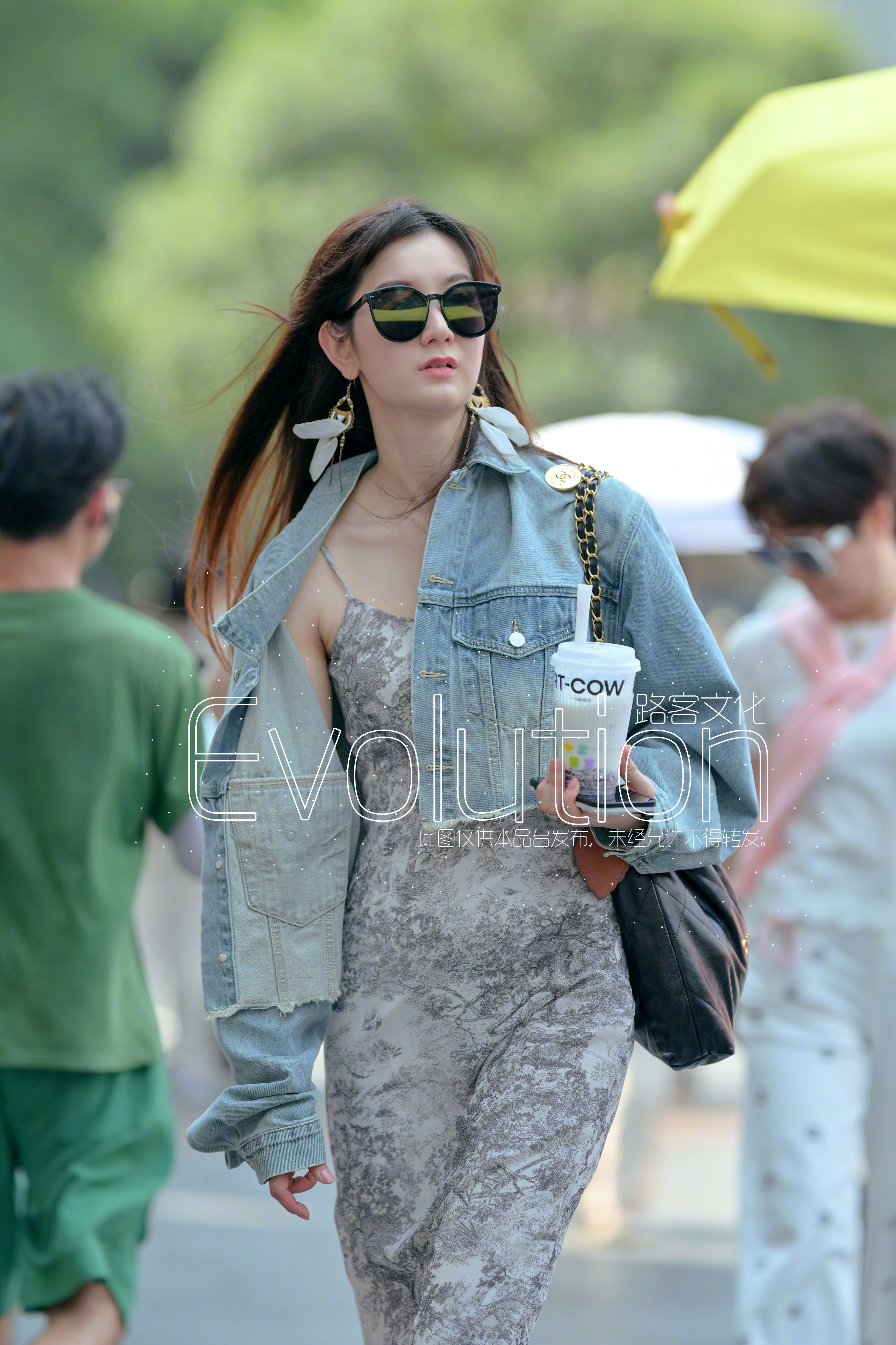 半身特写再来一张 ​​​