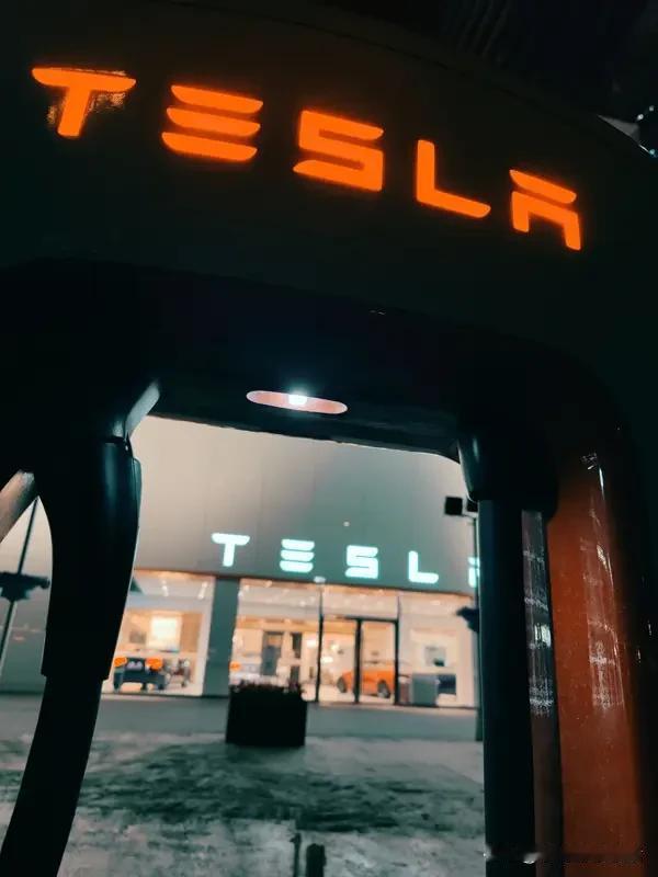 马斯克预言医生将被机器人替代你怎么看 马斯克宣称医生将被机器人取代？别急！技术虽