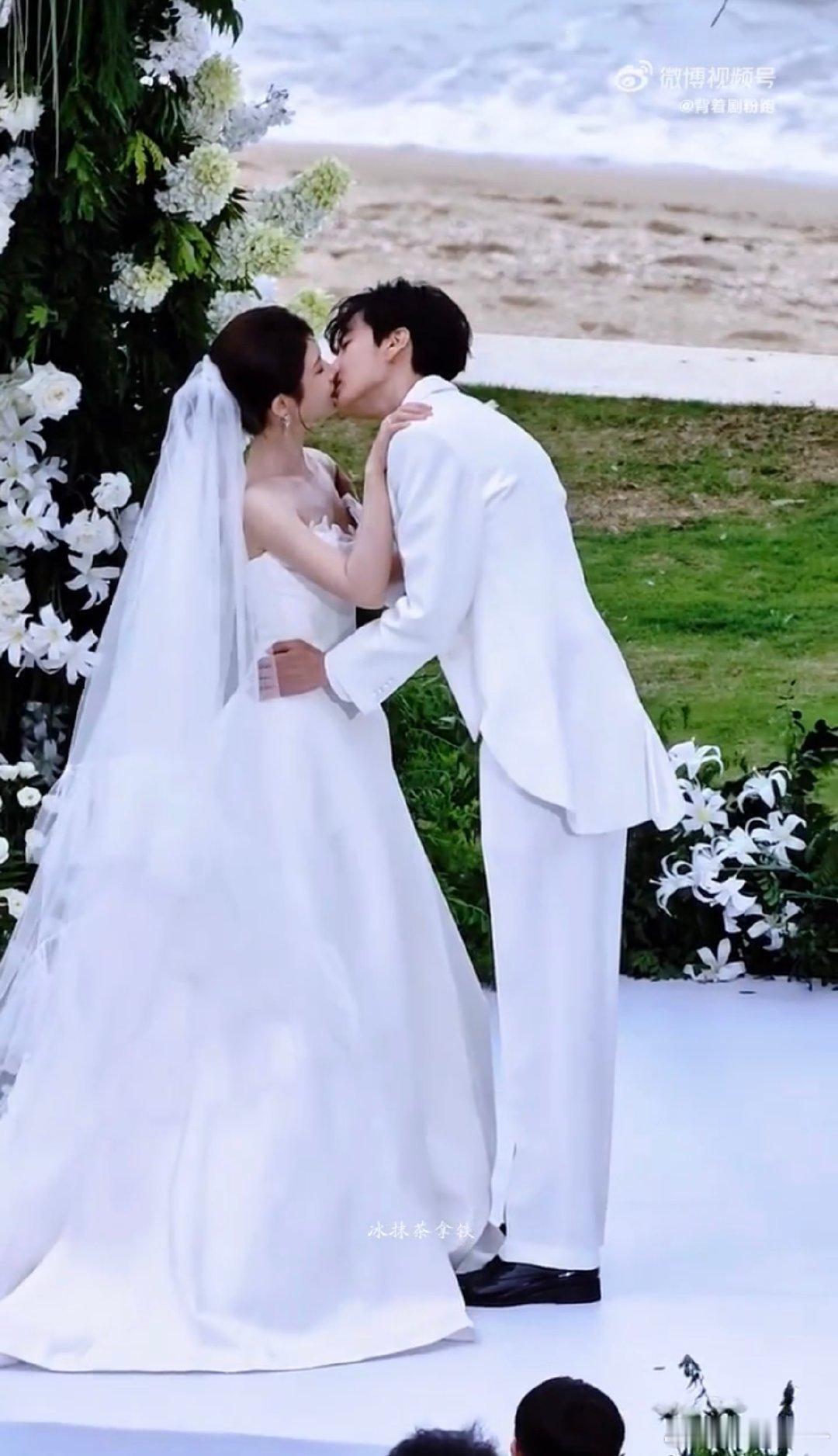 毕雯珺张淼怡婚礼路透毕雯珺张淼怡新剧婚礼路透婚礼路透太好哭又太好甜，狠狠期待正片