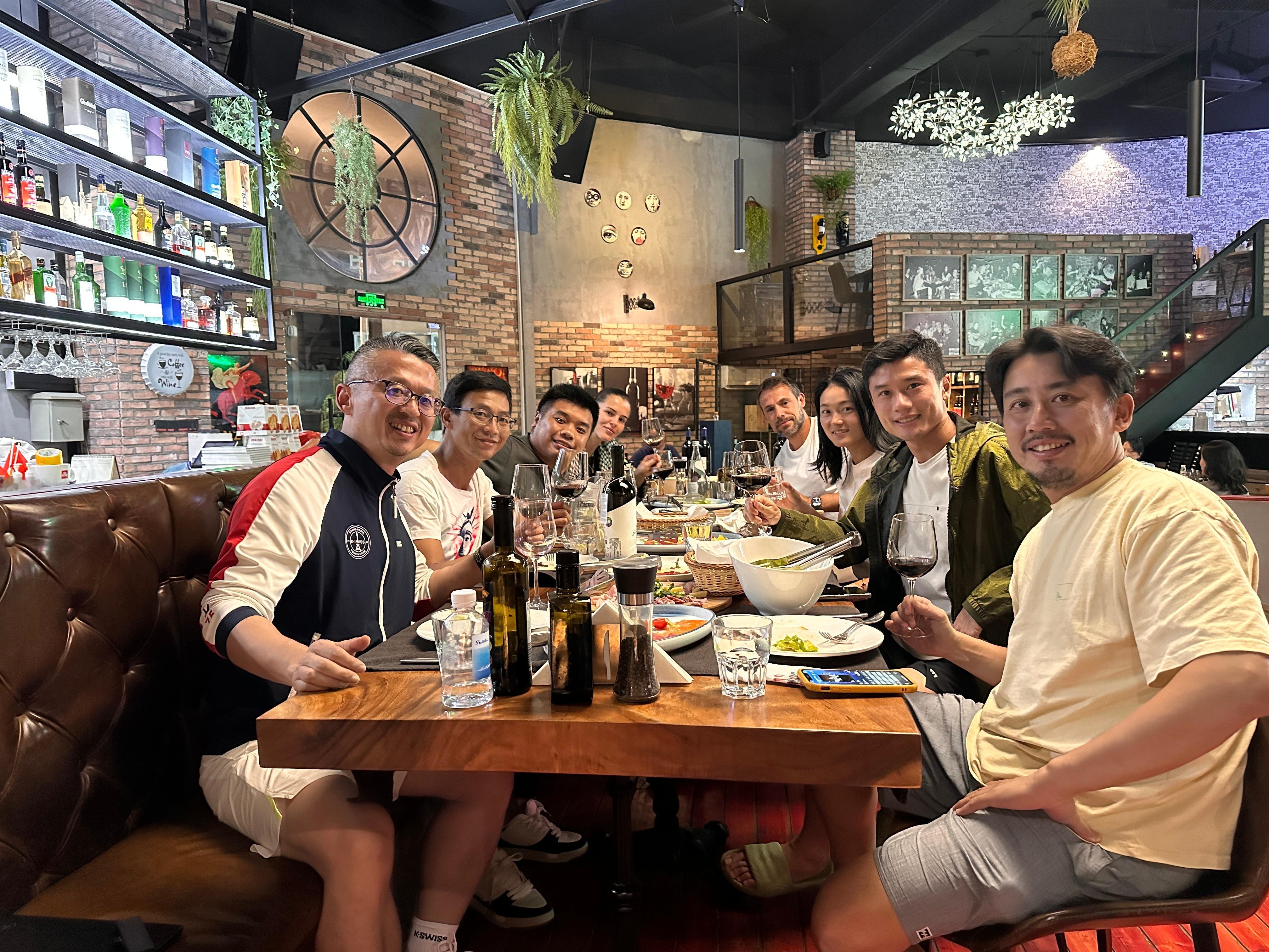 评论区有条评论挺到位的：来了广东后，张老师发美食的频率都变高了。是。我对粤菜的爱