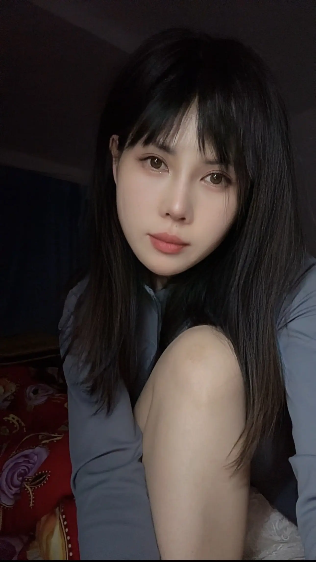老公86，我83，他外地打工，我留守陪读，今年是分居的第七年，我老公其...