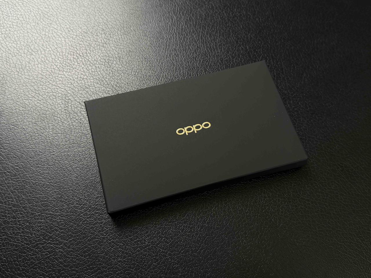 对啦，收到了OPPO Find X10 系列发布会邀请函！很有创意，几张镂空带水