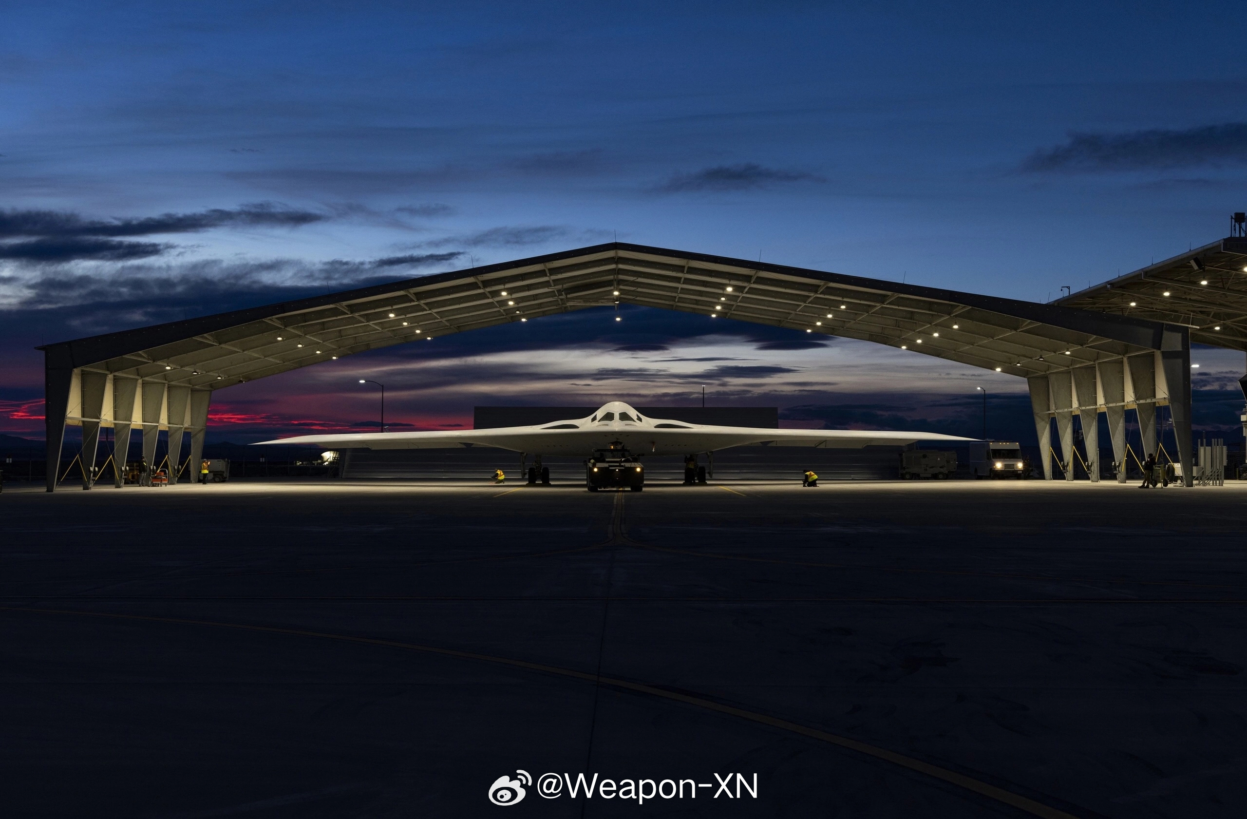#兵器影像[超话]# 怀特曼空军基地被美国空军选中，以容纳B-21突袭者轰炸机。