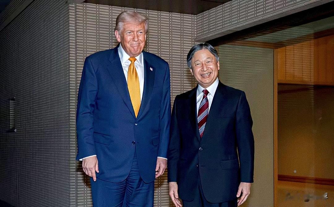 怎么看都不顺眼