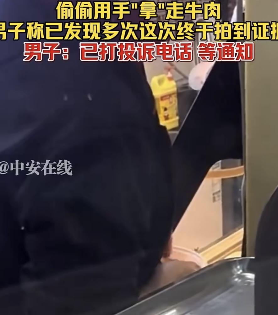 最近有网友在网上发了个视频，把紫燕百味鸡推上了风口浪尖。视频里是江苏南通一家紫燕