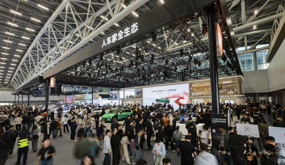 我对国产新势力，一直持鼓励态度。因为在电车时代，我们确实要领先太多。我身边都是油