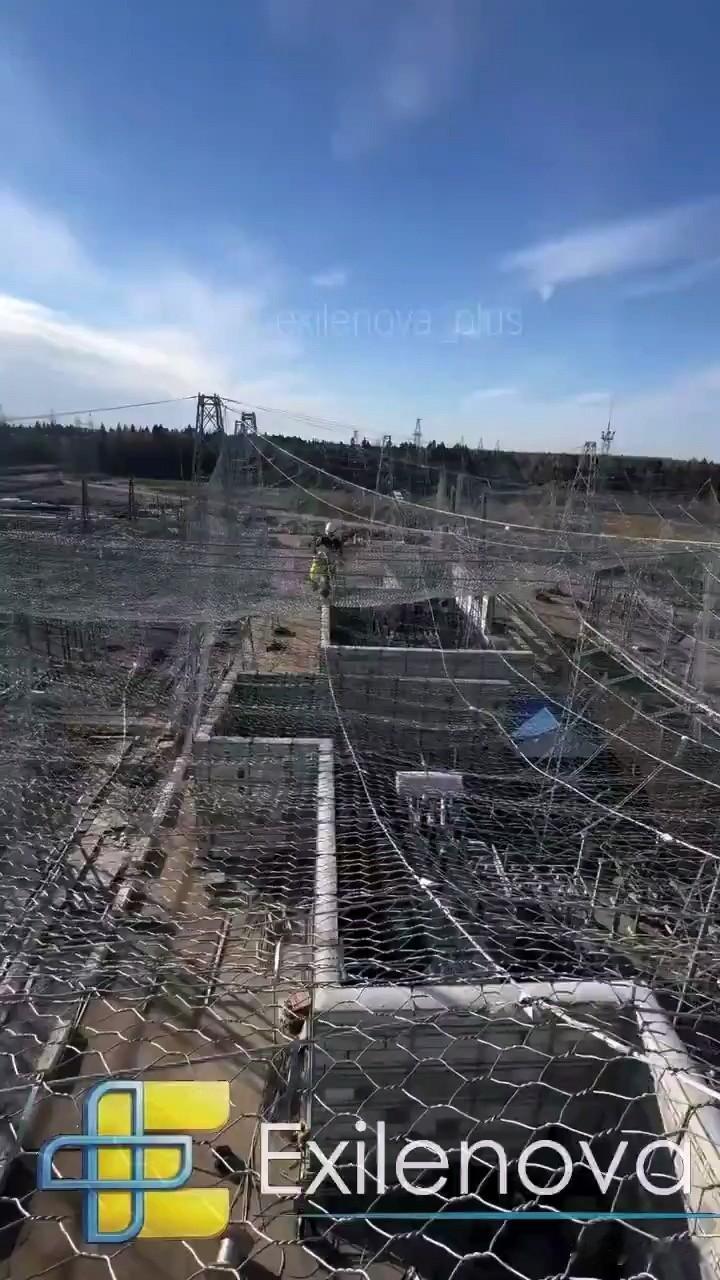 俄乌这个冬天应该不会停火！
俄罗斯工人目前正全力给自家的能源设施上网，防止乌克兰