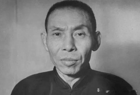 上海滩大佬杜月笙一夜成名往事

杜月笙追抢劫黄公馆的歹徒被奉为经典，
实际上这种