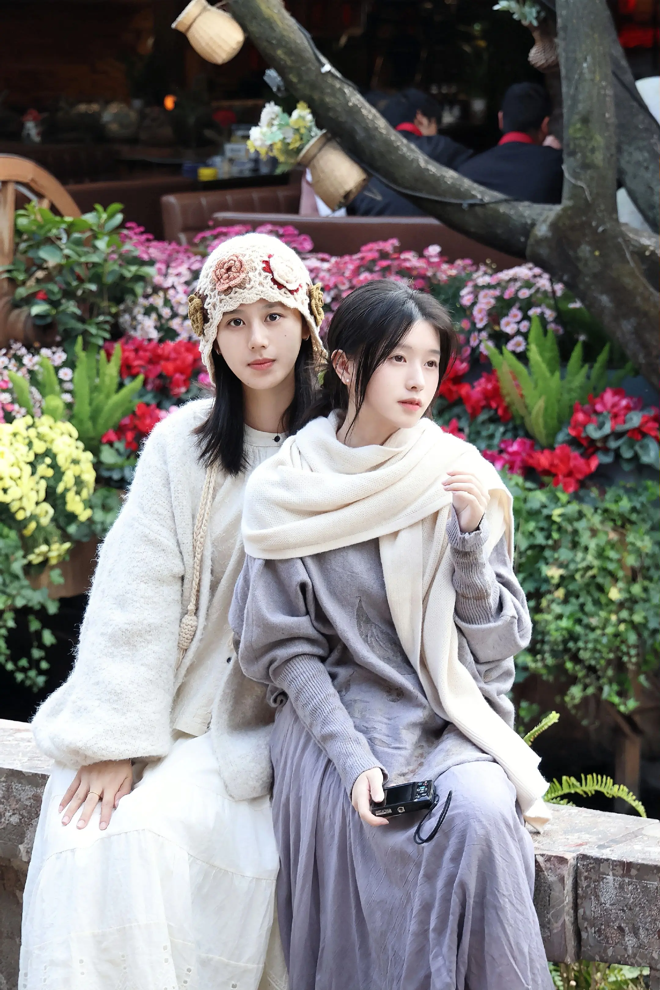 一起浪迹天涯吧。(和朋友去云南的穿搭合照)