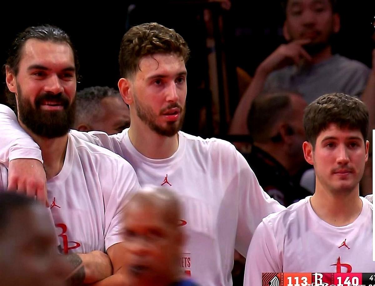 谁懂啊！火箭新秀谢泼德对阵开拓者这场真的杀疯了！上半场三分8中2手感掉线，下半场