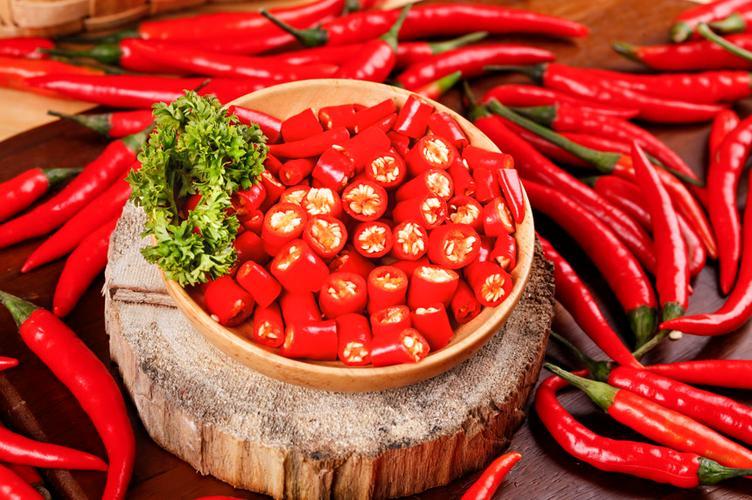 辣椒再次被关注！医生告诫：癌症患者吃辣椒，不过多久或有几变化

一提到辣椒，不少