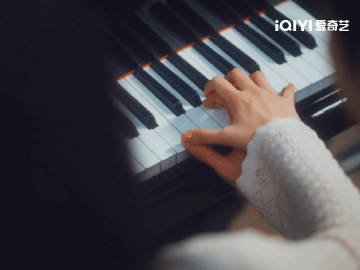 轧戏没有不甜的义务 确定关系后甜度直接拉满！陈星旭卢昱晓这化学反应绝了，吃醋转圈