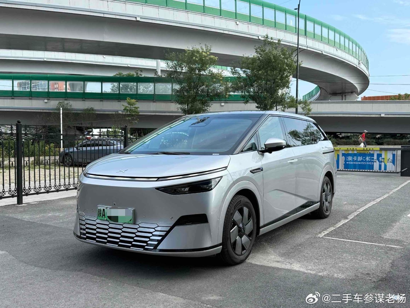 最新到店：小鹏X9 2024款 702超长续航Max2024.12上牌，只有四千