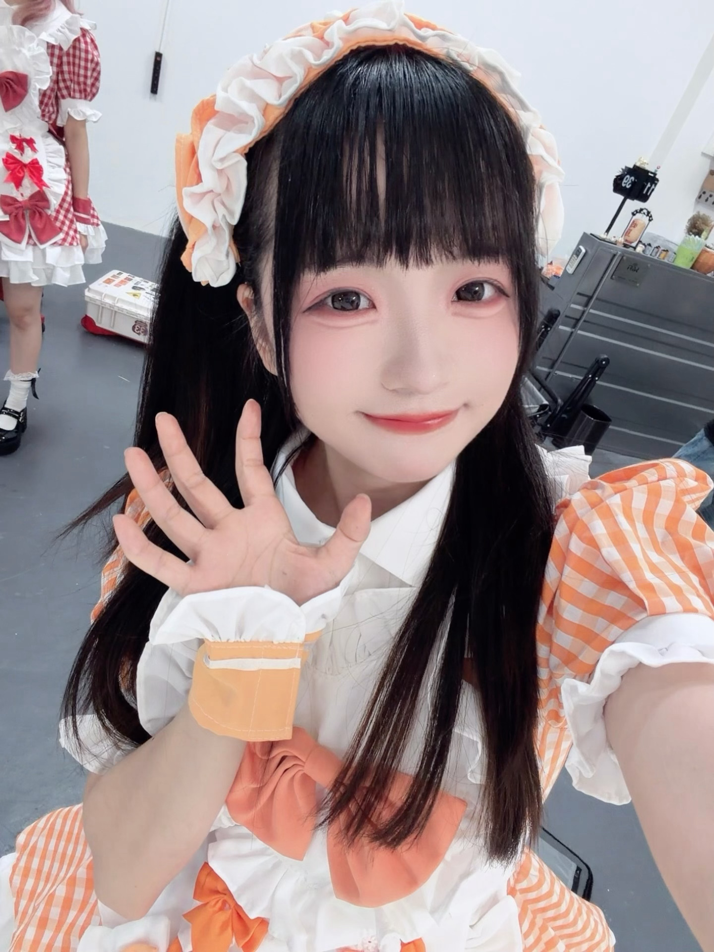 今天星期四！昨天难得睡了6h今天超绝精神明天要见面咯 