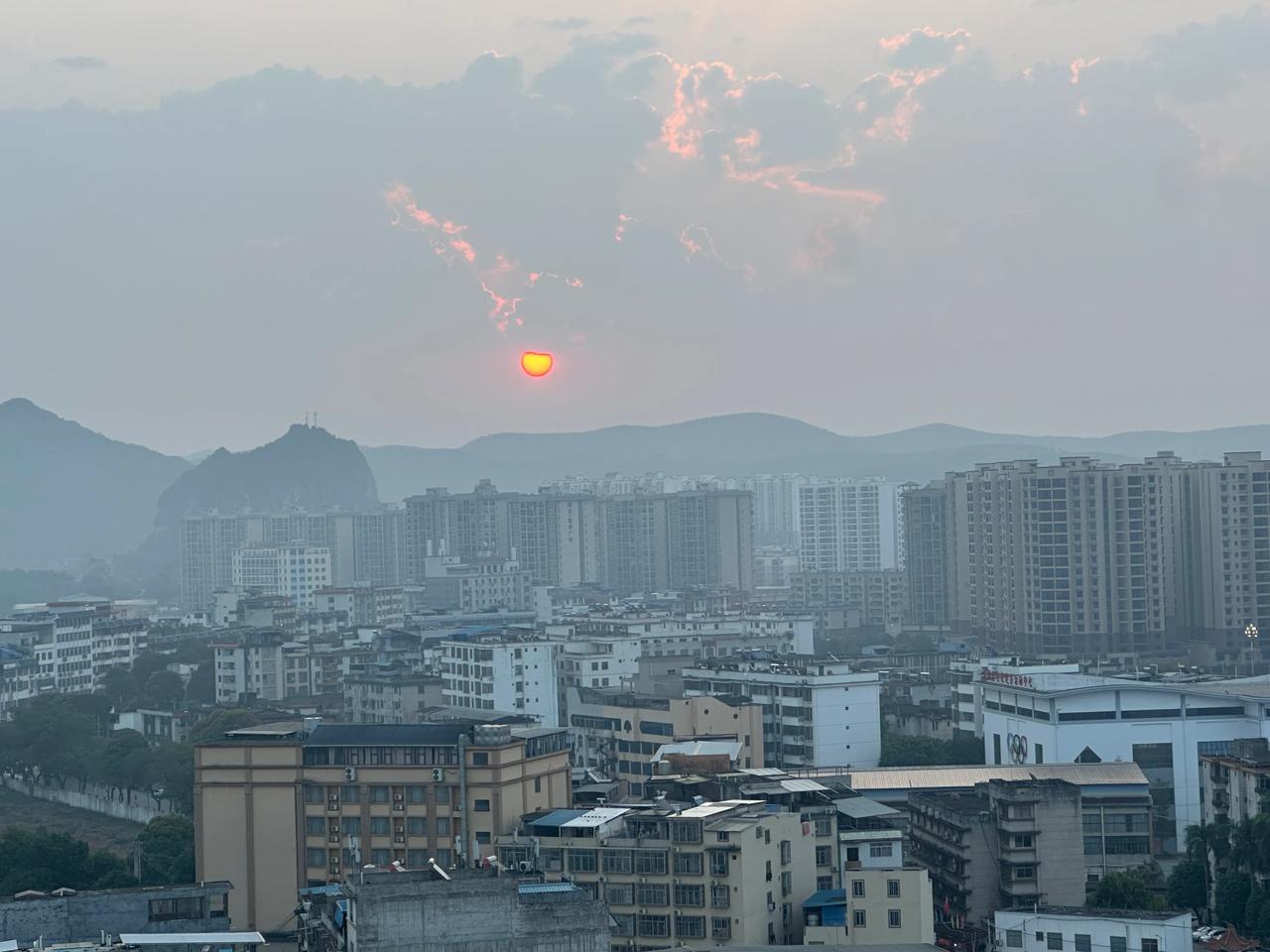 扶绥最大的优势就是靠近首府南宁，这是广西任何一个县都比不上扶绥，而广西以后建设的