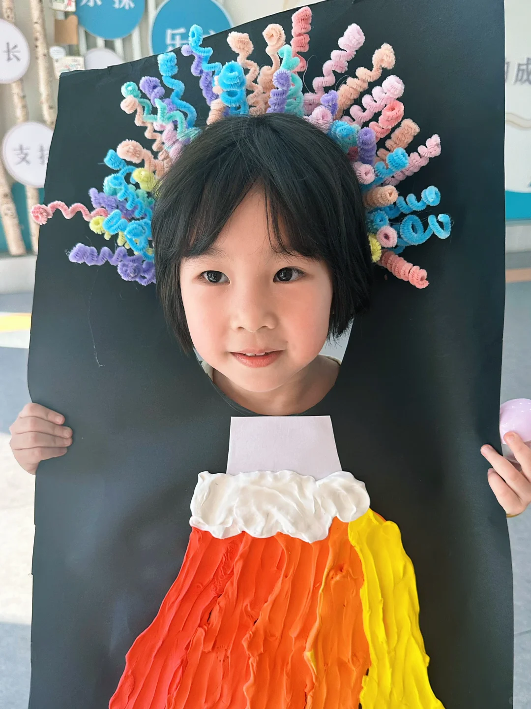 别和孩子较劲，他脑子还没长好呢