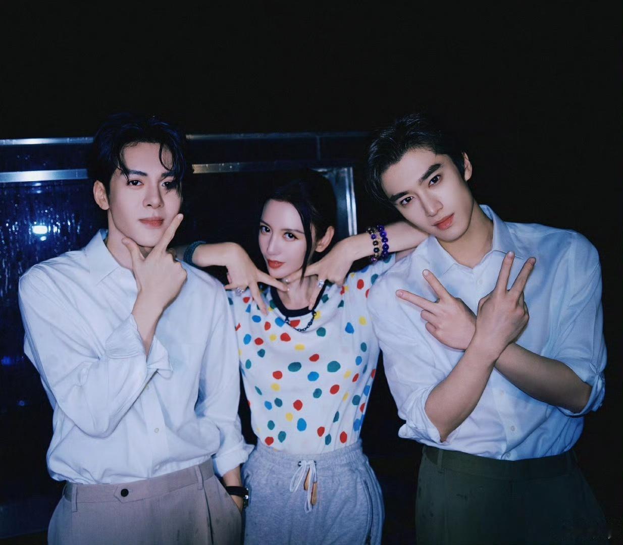 娱乐[超话]曾舜晞搭档张康乐曾舜晞张康乐搭档新剧曾舜晞搭档张康乐，张起灵吴邪又见