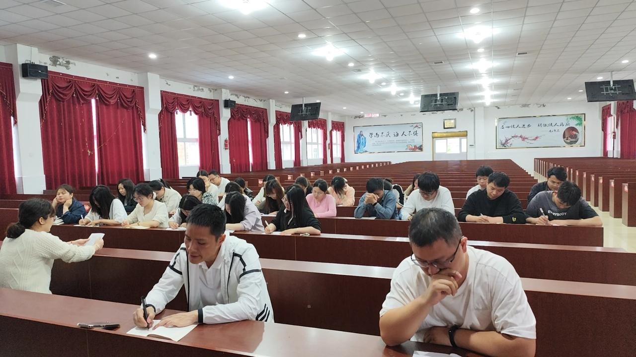 不要认为课讲得好就出成绩，课堂管控更重要

有些老师课讲得非常好，从备课到授课都