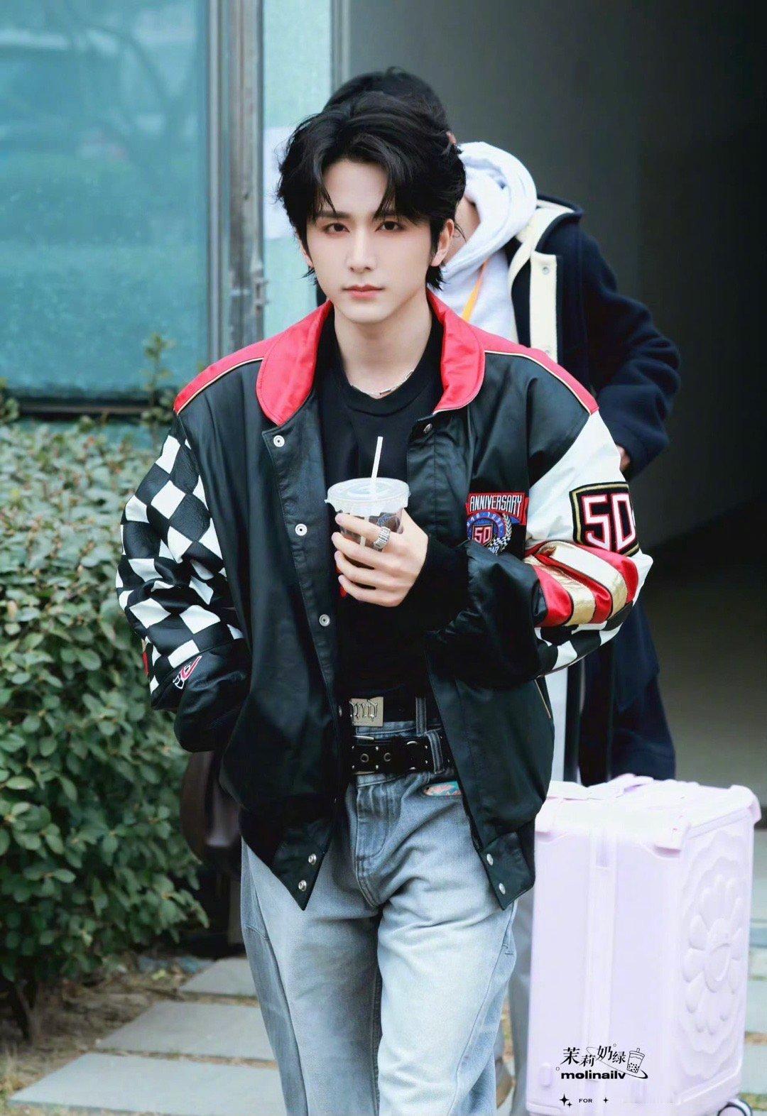 超燃青春的合唱今日录制明星张新成、王安宇、袁一琦、余宇涵、张颜齐、希林娜依高、谢