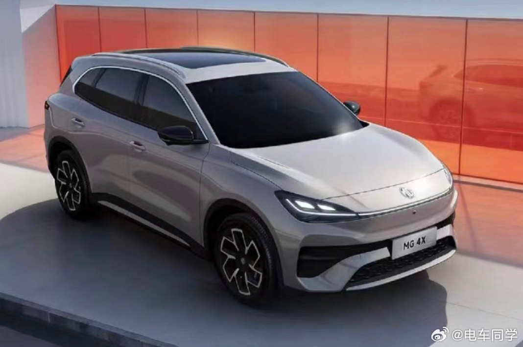 发光LOGO、OPPO智行重构的车机、地平线、入门即510km半固态电池、以及这