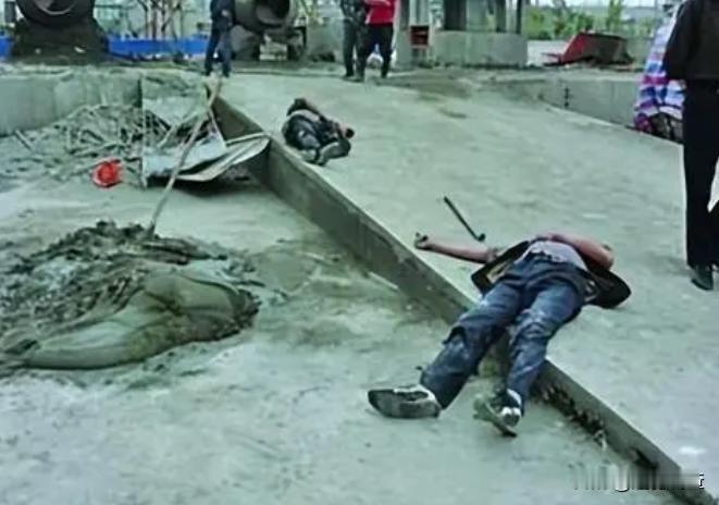 2006年死刑犯张顺兴微笑告别母亲踏入了刑场，谁知在行刑前，他说出的一句话，竟然