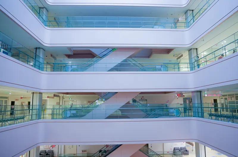 江西乐平天湖医院称经营困难解聘全体职工，有人称在医院工作13年，突然失业，该医院