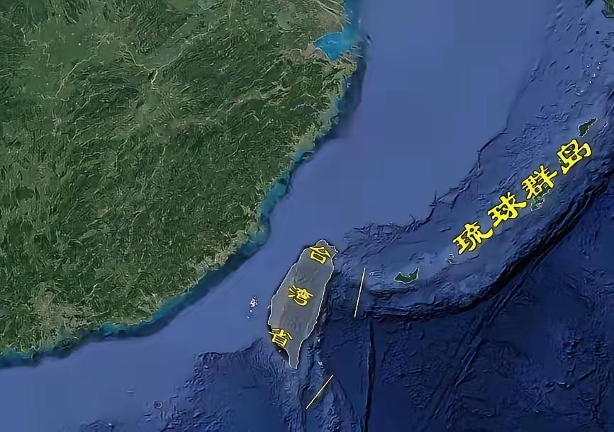 日舰为何选择在4月17日穿越台湾海峡？
原因其实很简单，因为4月17日，这个日子