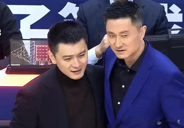 辽粤大战今晚一触即发，三队主帅实话实说：
1.王博
广厦队主帅王博到某平台解说辽
