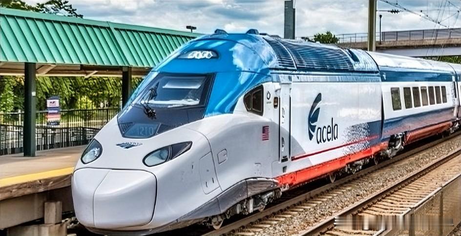 最近，美国的Amtrak投入了13列全新的由阿尔斯通（Alstom）基于Avel