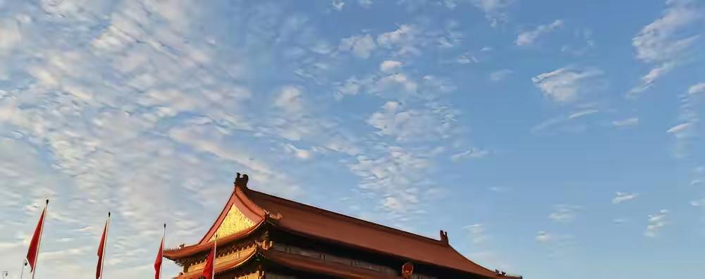 人生的第一堂课：家庭是根，父母就像一盏灯  

孩子刚来到这个世界时，最先学的东