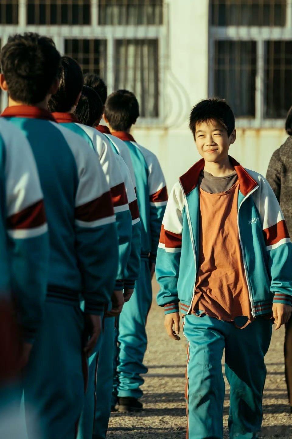 韩昊霖的安德烈像我弄丢的朋友韩昊霖少年之间的托举 韩昊霖的表演像一道温柔的力，托