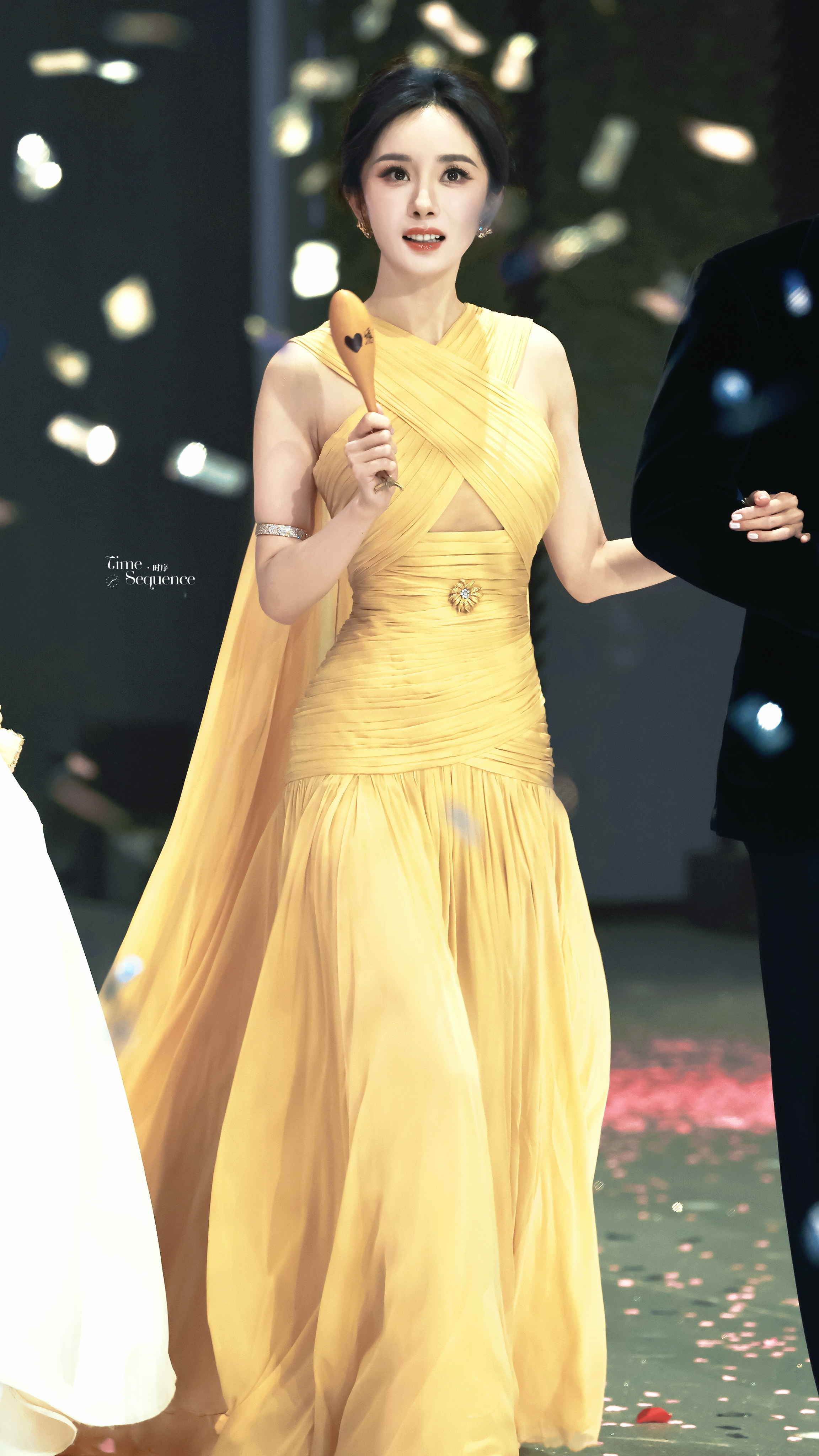 “丰收的旋律永不终结”尖叫之夜杨幂 妈幂降临 杨幂 c位