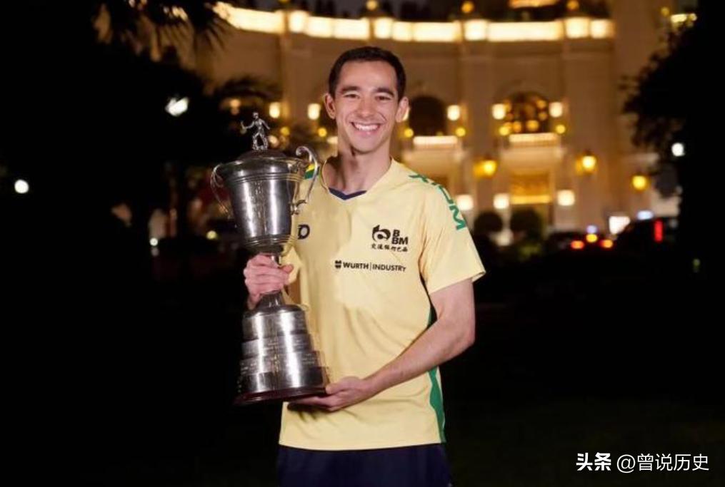 “雨果输了王楚钦，1比4。赛后说打梁靖崑那场消耗太大，‘筋疲力尽’。呵，这话术，