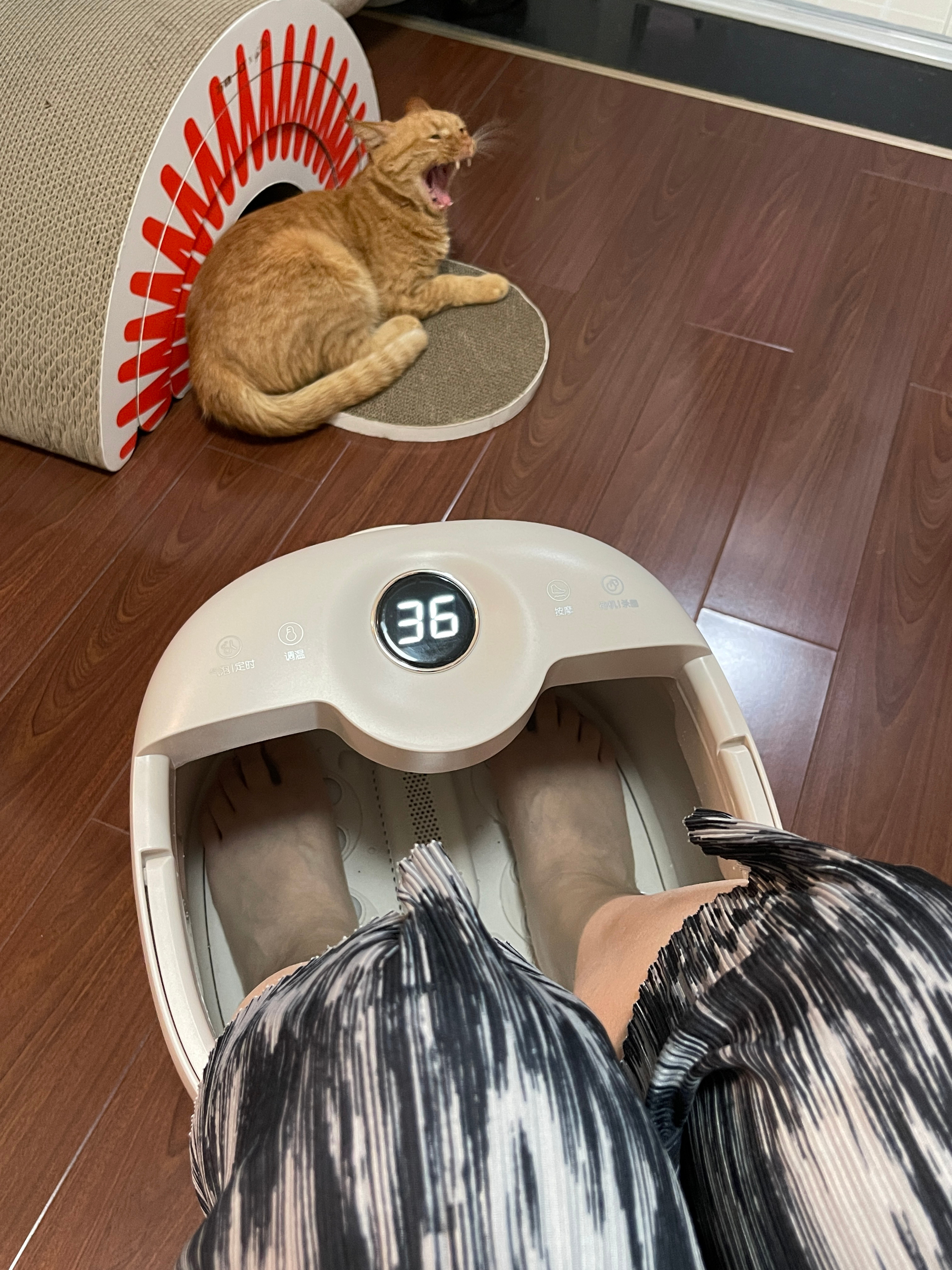 家人们，超好用的泡脚桶！被🔒了我真的不甘心[苦涩]从来没用过这么贴心的。不管是