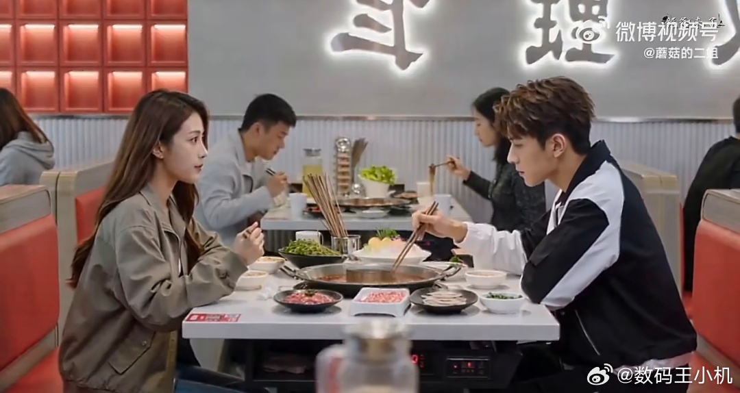 演员逼真到根本看不出来是AI你说这演员是AI的？已经可以成功出演电视剧了，乍一看