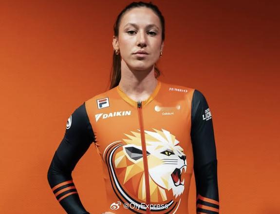 【舒尔廷复出短道将参加国内选拔赛】国际体坛动态 1月2日，荷兰短道速滑奥运三金王