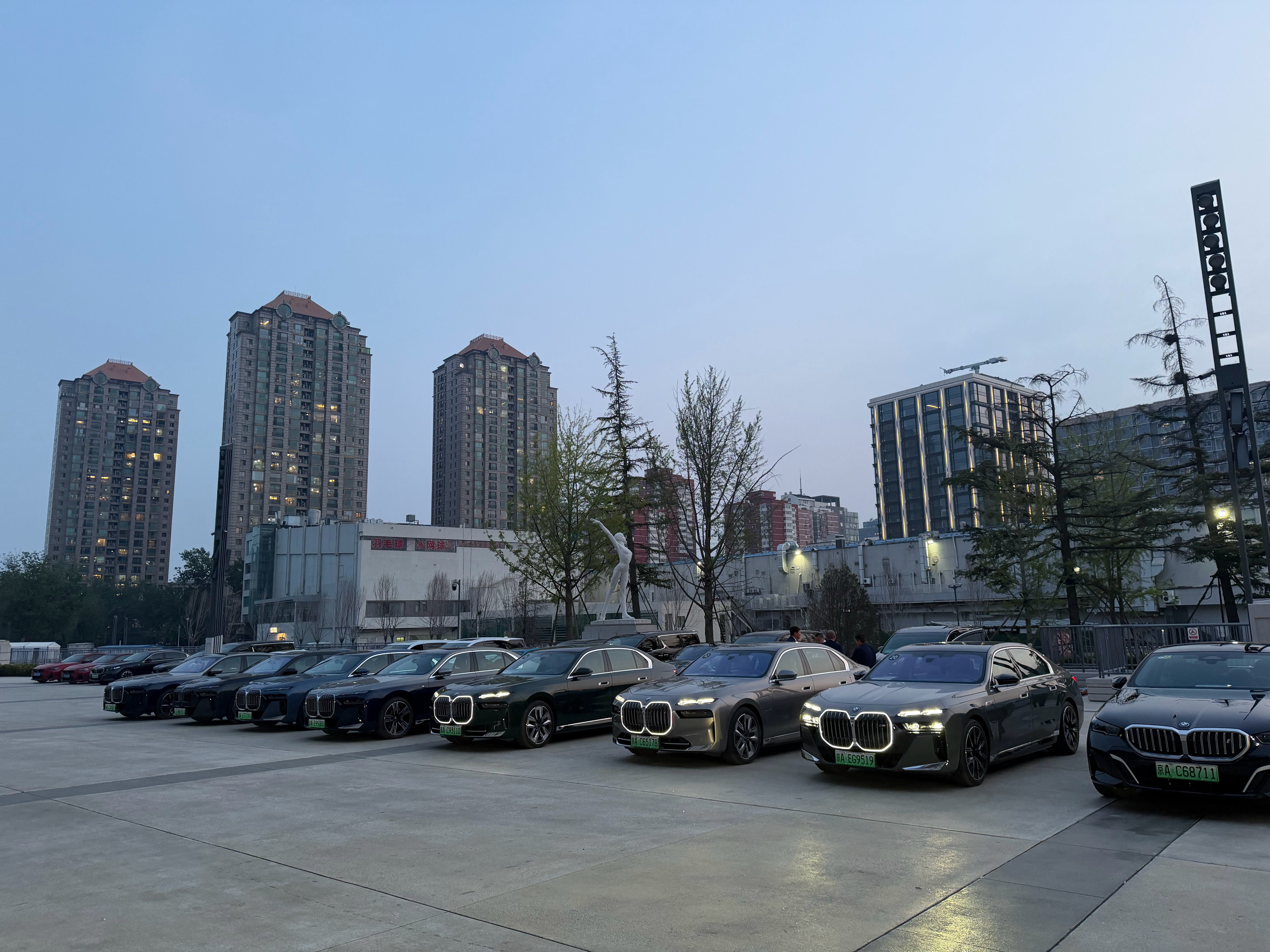 BMW进入新世代宝马新世代终于要发布了，今晚师兄发超详细评测，真心值得一看。 